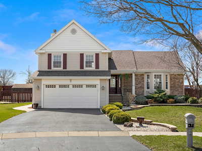 1 Cheswick Ct Schaumburg, IL 60194