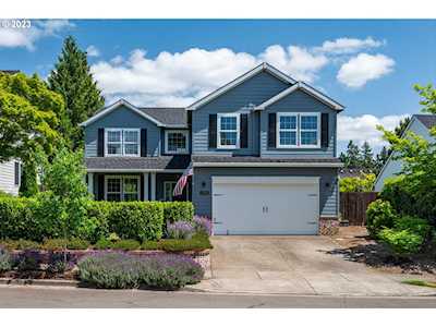 6058 SW Sequoia DR Tualatin, OR 97062
