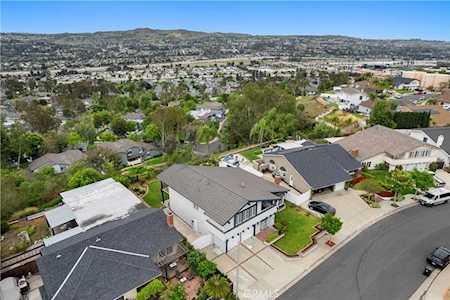 19832 Riverview Dr Yorba Linda, CA 92886