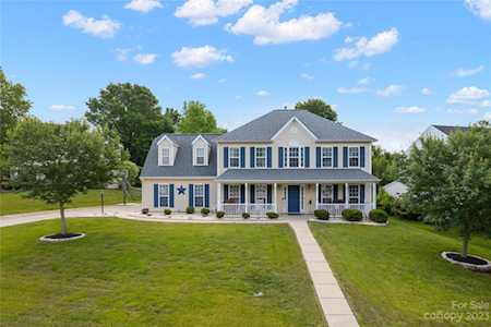 142 Elrosa Rd Mooresville, NC 28115