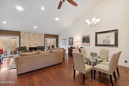 737 E Gardenia Drive Phoenix, AZ 85020