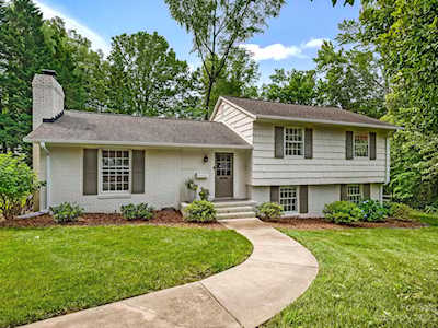 5512 Topping Place Charlotte, NC 28209