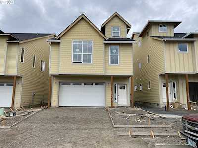 137 W Barbaras WAY Newberg, OR 97132