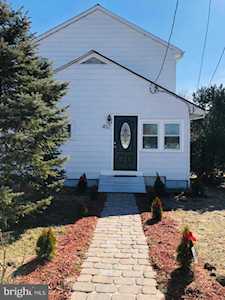 402 Division St Cinnaminson, NJ 08077