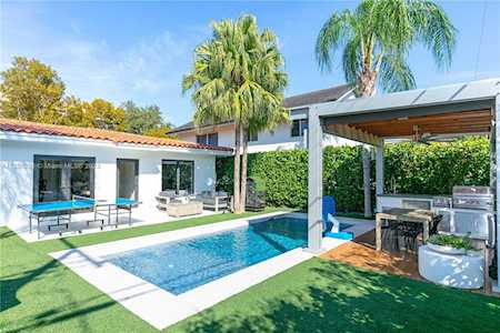 630 Almeria Ave Coral Gables, FL 33134