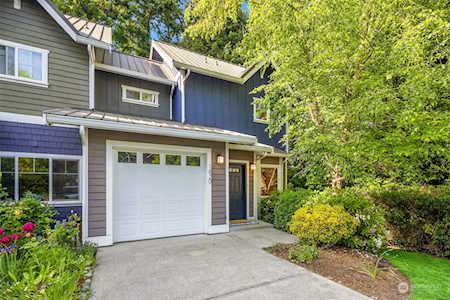 1820 Sakai Village Loop NE #10 Bainbridge Island, WA 98110