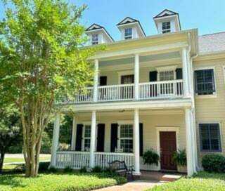 1771 Tennyson Row Mount Pleasant, SC 29466