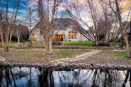 636 W Colchester Dr Eagle, ID 83616