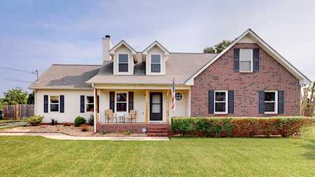126 Fall Creek Dr Murfreesboro, TN 37129