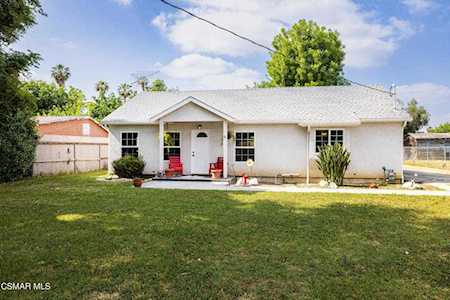 19215 Keswick St Reseda, CA 91335