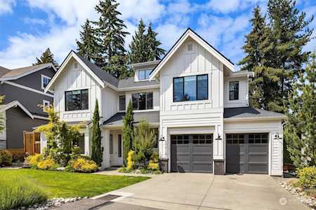 10618 NE 28th St Bellevue, WA 98004