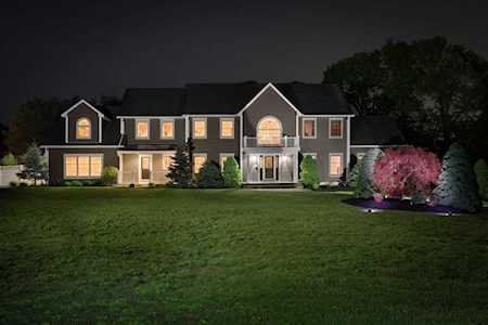 17 Danielle Drive Danvers, MA 01923