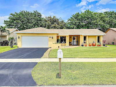 18076 S 107th Avenue Boca Raton, FL 33498