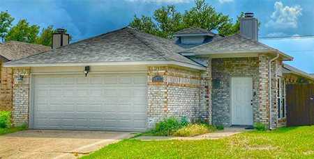 4177 Amy Drive Mesquite, TX 75150