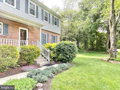 107 Chelsea Grove Ct Pasadena, MD 21122