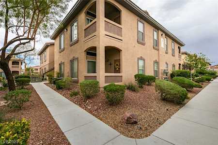 2305 W Horizon Ridge Parkway #3021 Henderson, NV 89052