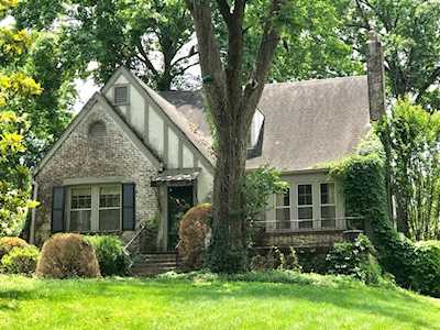 7 Carriage Hill Nashville, TN 37205