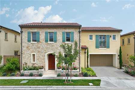 60 English Saddle Irvine, CA 92602