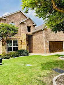 209 Bentley Drive Midlothian, TX 76065