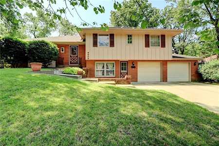 9905 E 85th Terrace Raytown, MO 64138