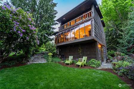 13241 SE 43rd St Bellevue, WA 98006