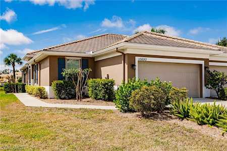 10693 Camarelle Circle Fort Myers, FL 33913