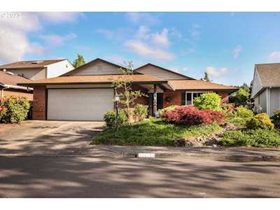 10475 SW Century Oak DR Portland, OR 97224