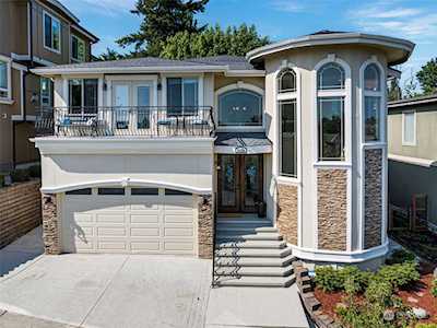 1428 Browns Point Blvd Tacoma, WA 98422