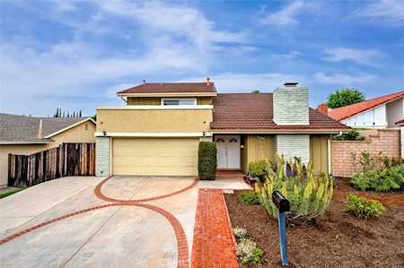 26431 Via Lara Mission Viejo, CA 92691