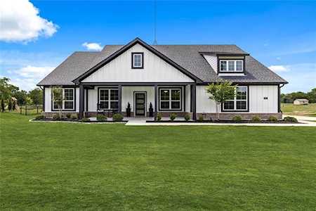 2923 County Road 658 Farmersville, TX 75442