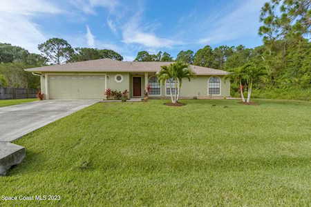 1468 NW Napanee Street Palm Bay, FL 32907