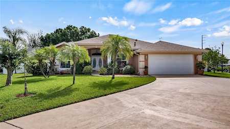 407 Via Bianca Dr Davenport, FL 33896
