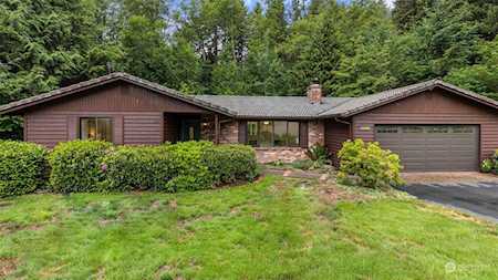 2354 Red Spruce Dr SE Port Orchard, WA 98366