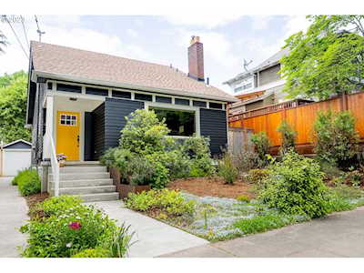 2511 SE Sherman ST Portland, OR 97214