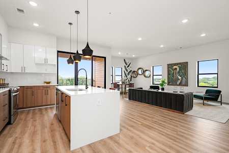 112 Rogers Street NE #605 Atlanta, GA 30317