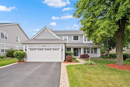 916 Concord Circle Mundelein, IL 60060