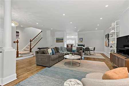43 Livingston Avenue Dobbs Ferry, NY 10522