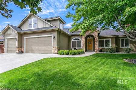 2132 W Rattlesnake Dr Meridian, ID 83646