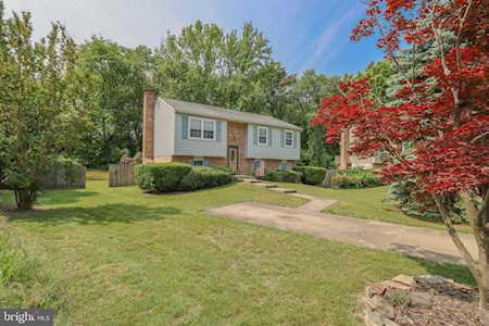 8221 Crab Apple Ct Glen Burnie, MD 21061