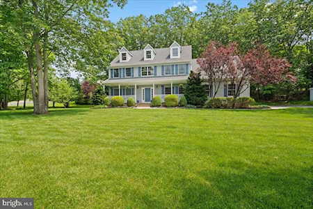 120 Bobbis Terrace New Egypt, NJ 08533