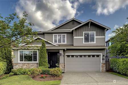 27313 SE 10th Ct Sammamish, WA 98075