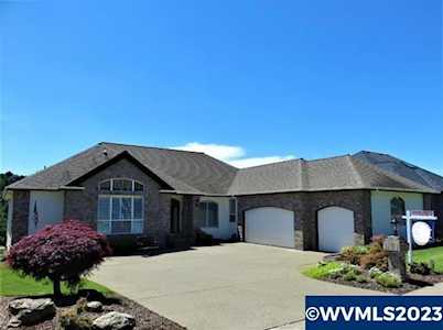 844 Creekside Dr Salem, OR 97306