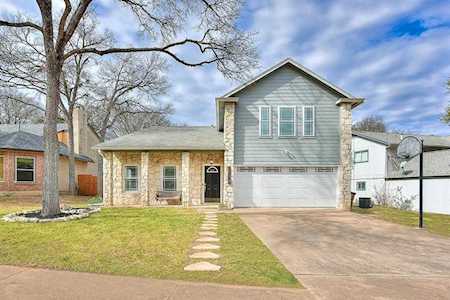 12410 Blossomwood DR Austin, TX 78727