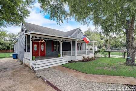 202 Helena St San Antonio, TX 78204