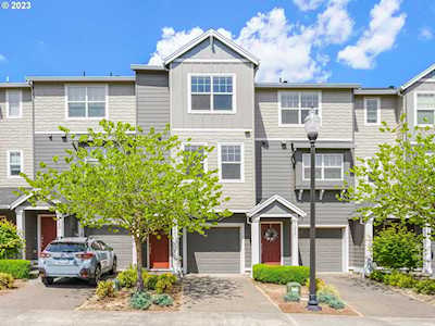 13543 SW Rosemary LN Tigard, OR 97223
