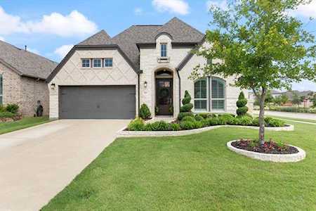 925 Hubbard Creek Trail McKinney, TX 75071