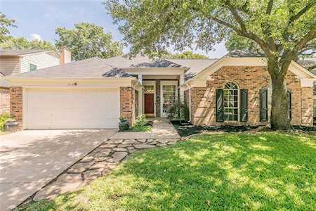 512 Blair Meadow Drive Grapevine, TX 76051