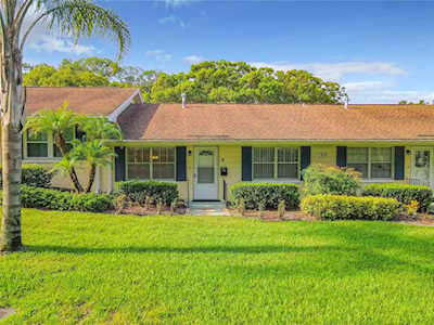 450 Liberty Ave #4 Mount Dora, FL 32757