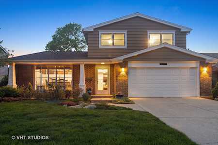 2726 N Dryden Place Arlington Heights, IL 60004
