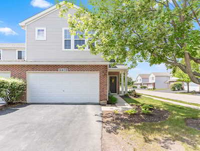 16428 Club Ct Crest Hill, IL 60403